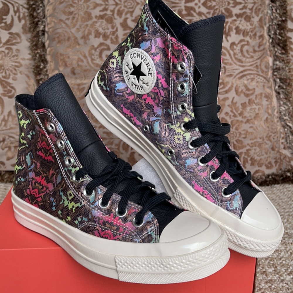 Converse Chuck 70 Hi ‘Digital Daze -Snakeskin’ WM 570264C
BLACK/HYPER PINK/EGRET - Picture 6 of 16